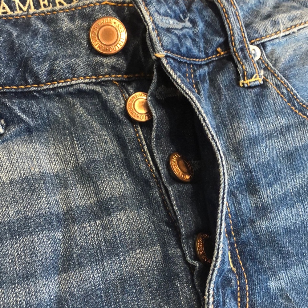 Shorts - Picture 3 of 5